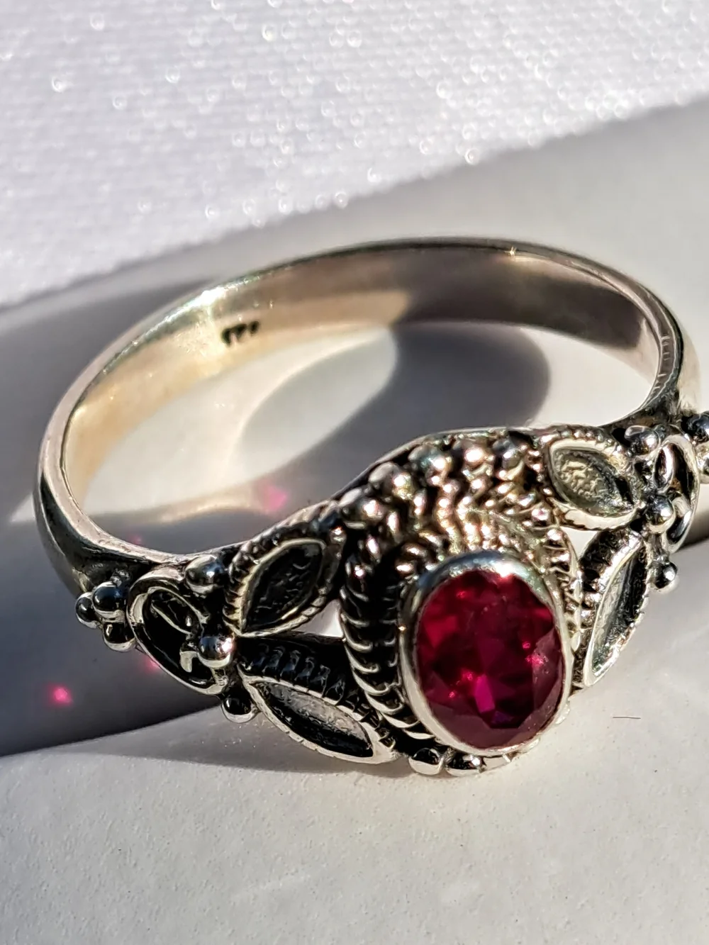 Sterling Silver Rubellite Gemstone Ring - Elegant Floral Design Sz 7 - Picture 4 of 5